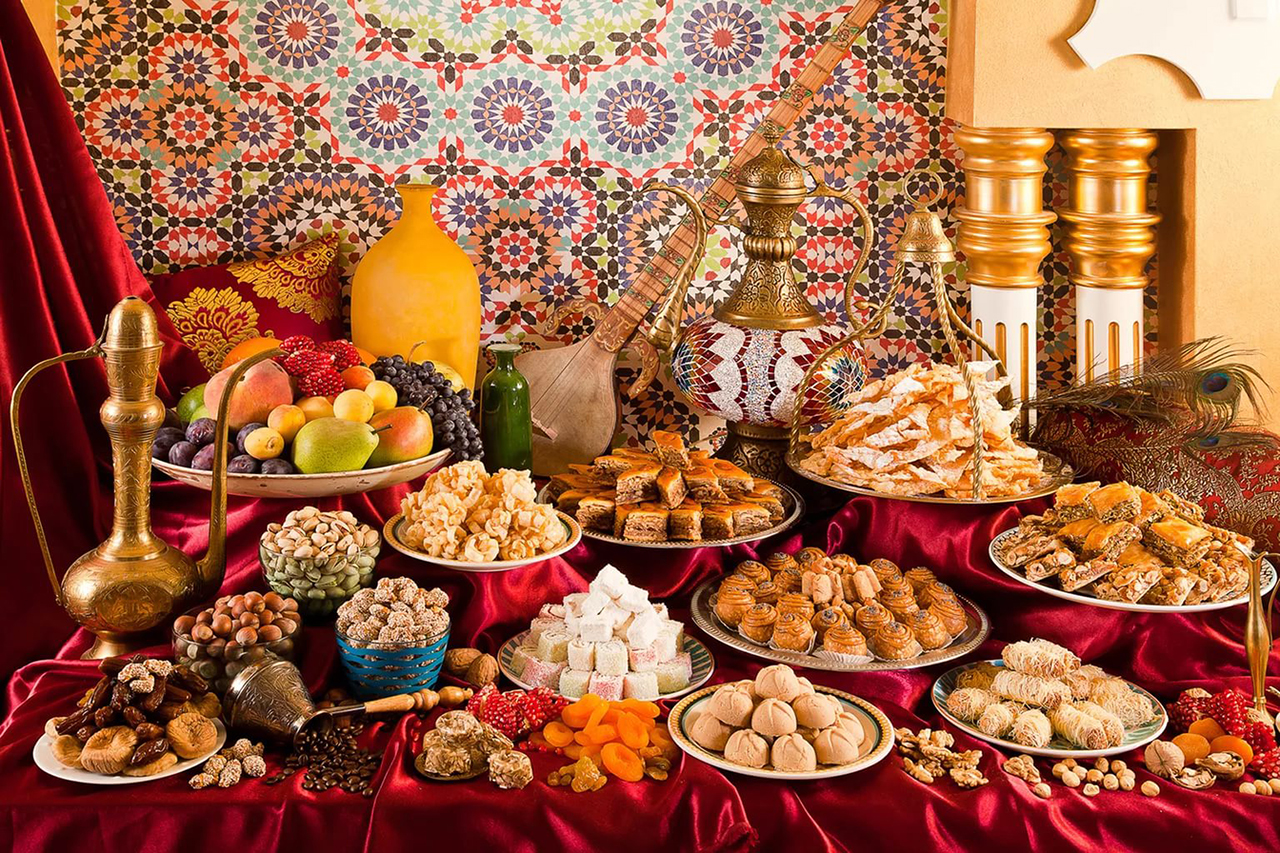 Классика сладких блюд азербайджанской кухни: московские кулинарные открытки 1984 года