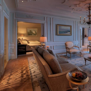 Four Seasons Presidential Suite